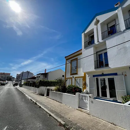 Seashell Consolacao Apartment